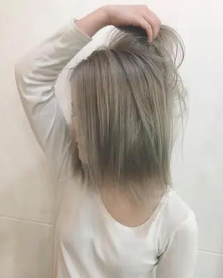 ミディアム 吉田 典弘のヘアスタイル