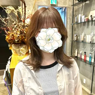 セミロング 縮毛矯正・似合わせ タナカ レイヤのヘアスタイル