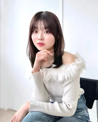 ミディアム けんけん cachecacheのヘアスタイル