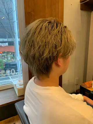 ショート カラー パーマ ヘアアレンジ メンズ キッズ ブリーチカラー🔥 パーマ【佐々木凌平】のヘアスタイル