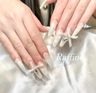 ネイル RAFFINE haru🦋🩵のネイルデザイン