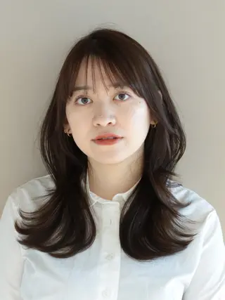 セミロング カラー 髙木美緒🌿 レイヤー/アレンジのヘアスタイル