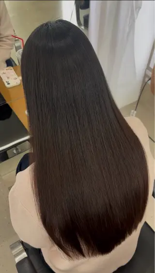 西畑 凜香/梅田 /茶屋町/髪質改善のヘアスタイル