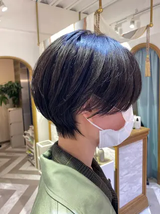 ショート カラー レイヤーと顔まわり 大好き❣️関口拓馬のヘアスタイル