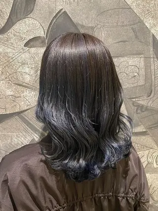 セミロング カラー NATSUMI 🐻❄️🤍のヘアスタイル
