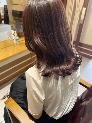 ミディアム 森 桃菜のヘアスタイル