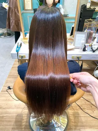 ロング 縮毛矯正 髪質改善 韓国風レイヤー 吉田のヘアスタイル