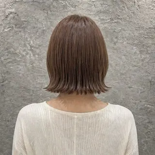 ショート 小島 咲音/艶カラー /レイヤー/縮毛矯正のヘアスタイル