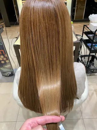 ロング カラー 諌山 貴臣のヘアスタイル