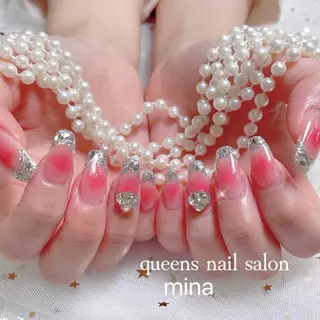 ネイル queens nailsalonのネイルデザイン