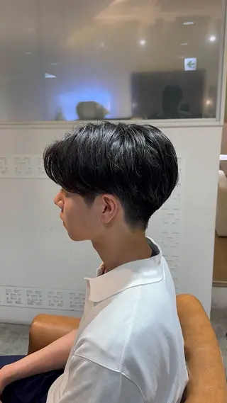 ショート パーマ 吉満 翔のヘアスタイル