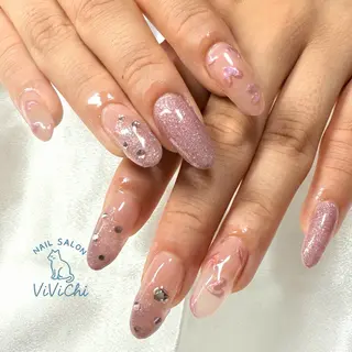 ネイル ViViChi 梨帆のネイルデザイン