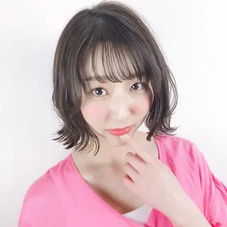 ミディアム カラー misaki🎀 まろみ透け感カラーのヘアスタイル