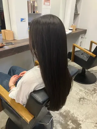 ロング Riant Meguのヘアスタイル