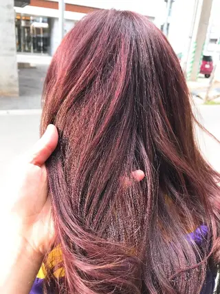 カラー セミロング 前之園 ひかるのヘアスタイル