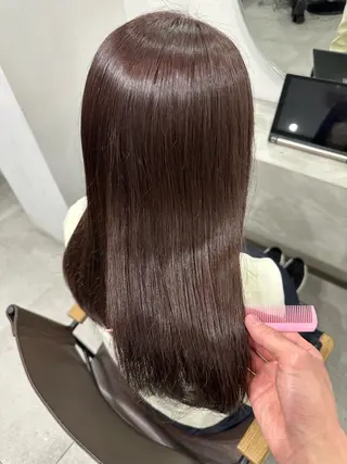 カラー シガ ミクトのヘアスタイル