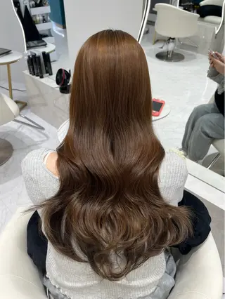 ロング カラー 𝑹𝒊𝒉𝒐🎀 名駅/大人韓国ヘアのヘアスタイル