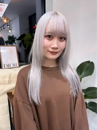 ロング カラー ヘアアレンジ TAKUMAブリーチ /切りっぱなし🪽のヘアスタイル