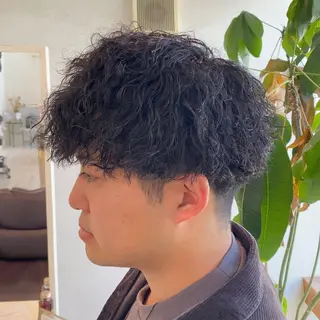 ショート パーマ メンズ ナツハラ サトシのヘアスタイル