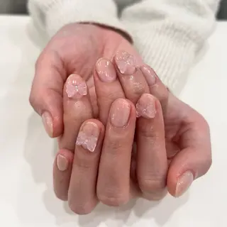 ネイル SHIORI🐈‍⬛ 韓国⌇ワンホンネイルのネイルデザイン