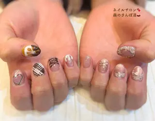 ネイル ショートネイル 森のさんぽ道のネイルデザイン