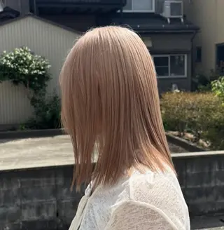 ミディアム 透けるミルクティー ☕赤味ゼロ★はる吉のヘアスタイル