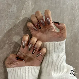 ロング 美フォルムスカルプ✨ RENAのネイルデザイン