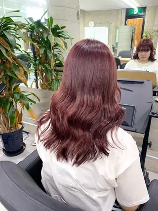 セミロング カラー Runa/大人 かわいいハイトーンのヘアスタイル