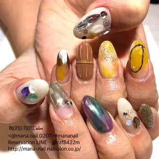 ネイル 廣瀬 真奈美のネイルデザイン