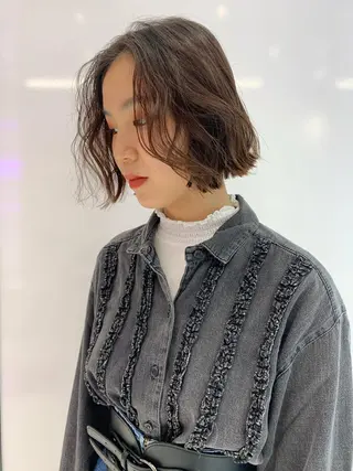 ショート カラー レイヤー/ブリーチ HIKARU ♡のヘアスタイル