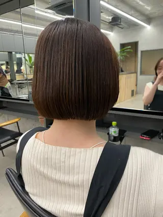 ショート カラー 似合わせカット レイヤー/ボブのヘアスタイル