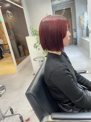 ミディアム カラー yui/ layer cutのヘアスタイル