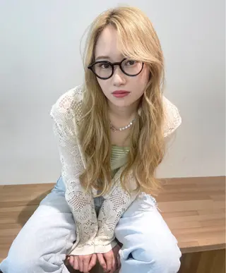 ロング カラー kana/ ブリーチ/暖色のヘアスタイル