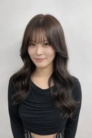 ロング カラー ベルグロー アルファのヘアスタイル