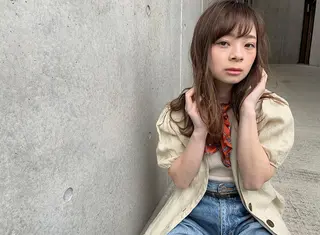 セミロング ITO YUKIのヘアスタイル