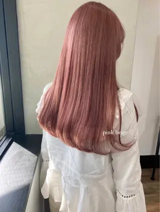 ロング パーマ ヘアアレンジ キッズ ネイル マツエク・マツパ アイブロウ Himawari♡ 柔らかいカラーのヘアスタイル