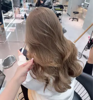 ロング カラー ヘアアレンジ ARIA💎縮毛矯正 ブリーチ💎複雑履歴のヘアスタイル