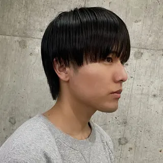 ミディアム メンズ センターパート/ニ ュアンスパーマのヘアスタイル