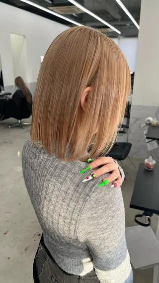 カラー 名古屋栄/ 複雑履歴   リカのヘアスタイル