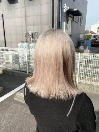 カラー SALOWIN栄 高須大貴のヘアスタイル
