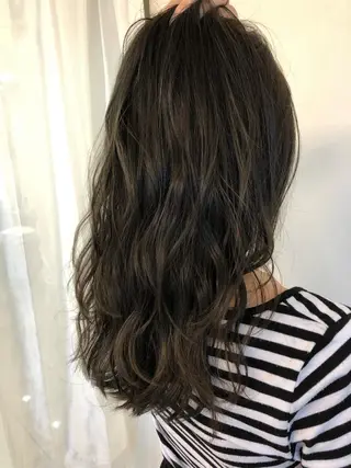 ロング 美髪矯正・レイヤー 倉友哉のヘアスタイル