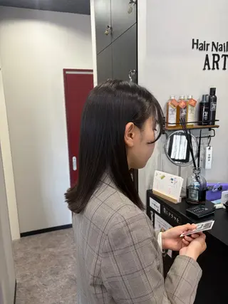 ミディアム カラー 友滝 真菜美のヘアスタイル