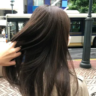 ロング カラー ゆう🫧 透明感/ハイトーンのヘアスタイル