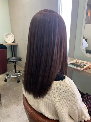 セミロング おせ ちさとのヘアスタイル