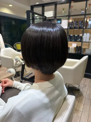 ショート 梅沢 優羽のヘアスタイル