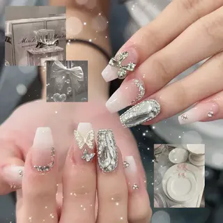 ネイル 🪄mimi🎀 Midori🪽のネイルデザイン