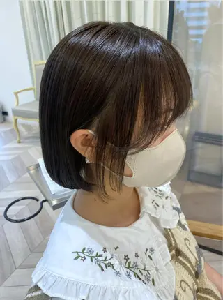 ショート カラー 小顔レイヤー/ ベージュ🤍Rieのヘアスタイル