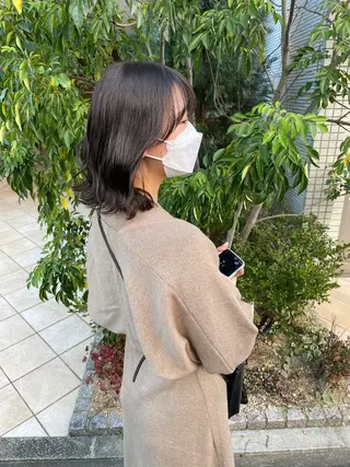 ミディアム カラー 松尾 遥花のヘアスタイル