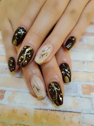 ミディアム ネイル mamo nailのネイルデザイン