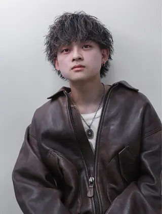 パーマ 平山 海偉のヘアスタイル